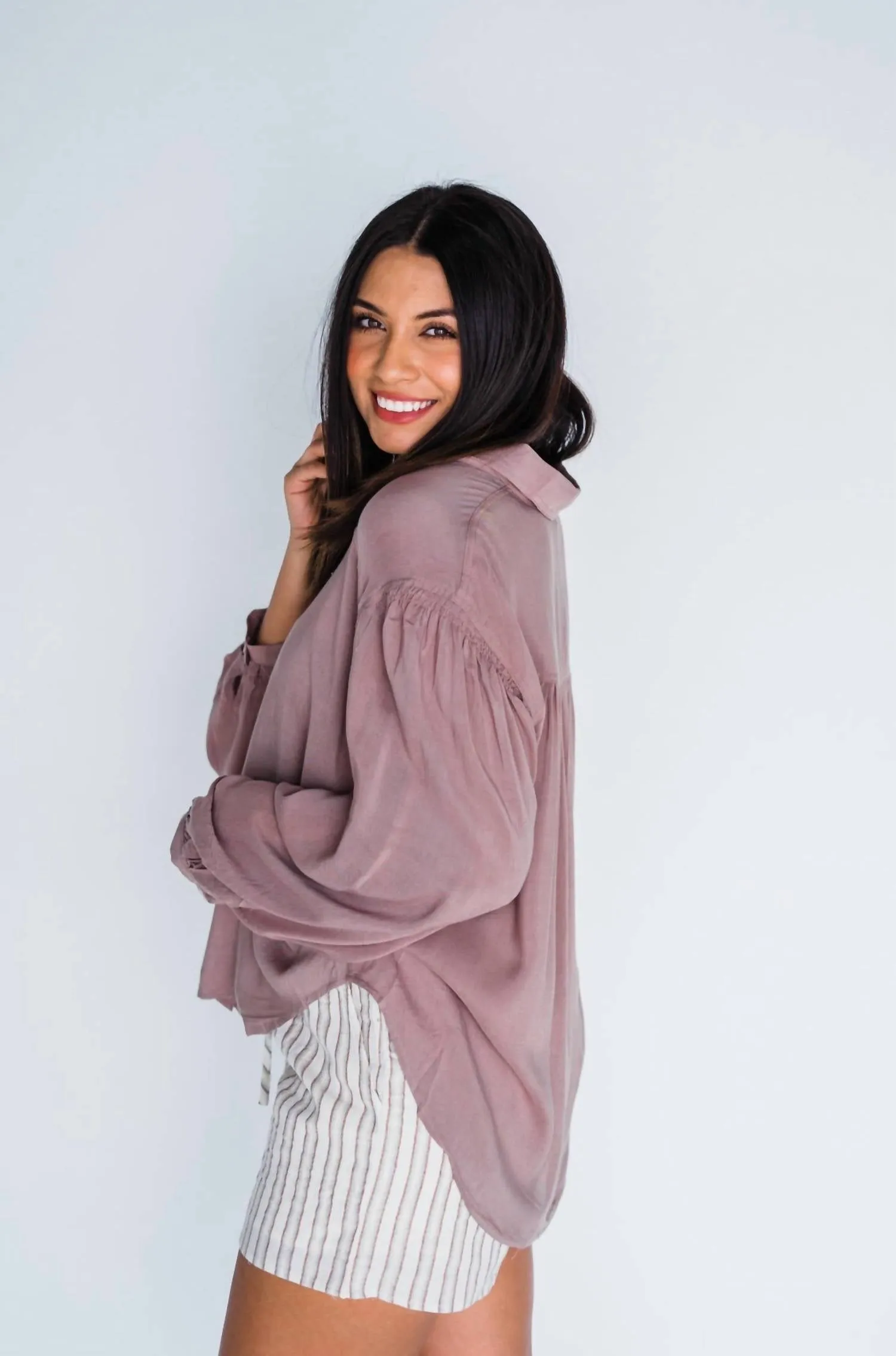 Business As Usual Blouse In Mauve