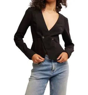 City Life Blouse In Black