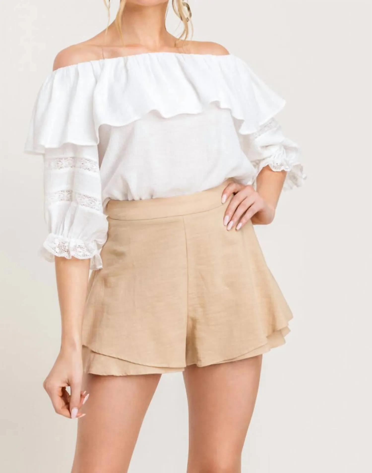 Emilia Ruffle Shorts In Stone