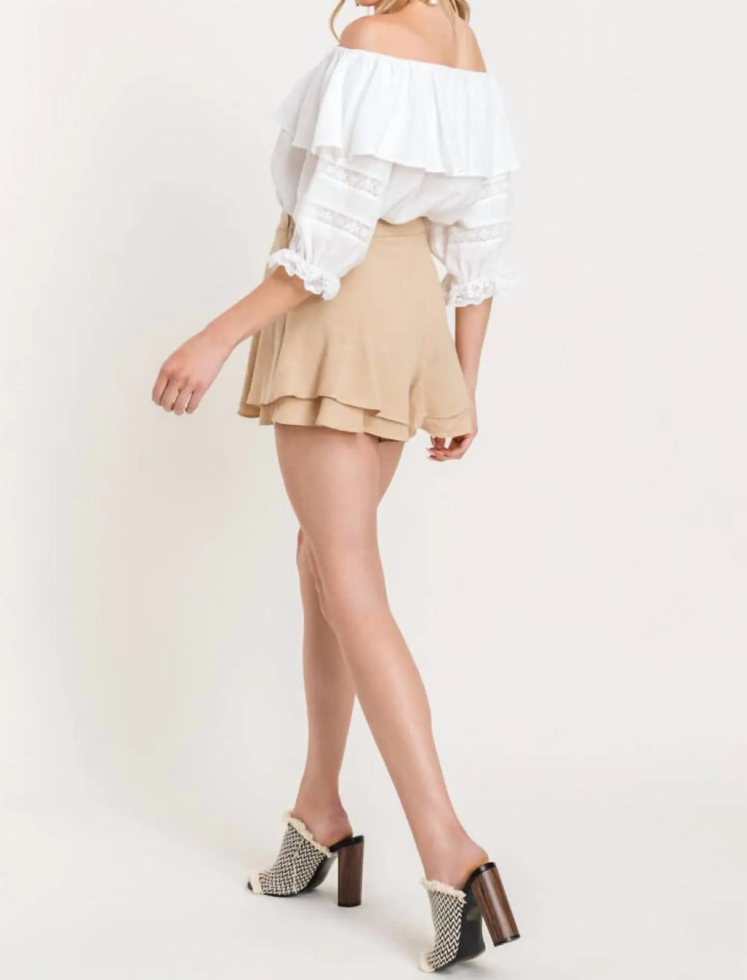 Emilia Ruffle Shorts In Stone