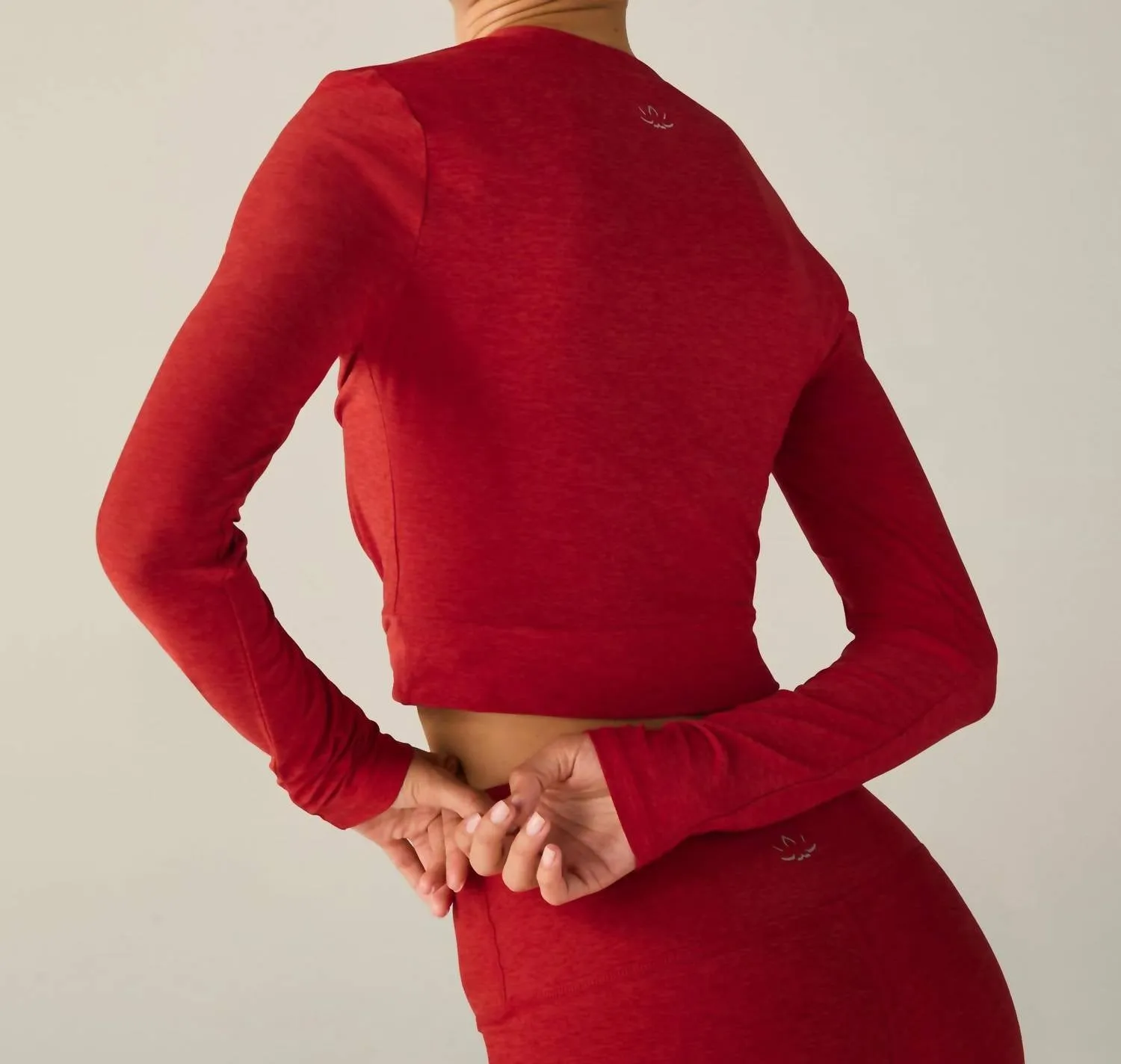 Featherweight Center Stage Cropped Long Sleeve Pullover Tee Top In Ruby Red