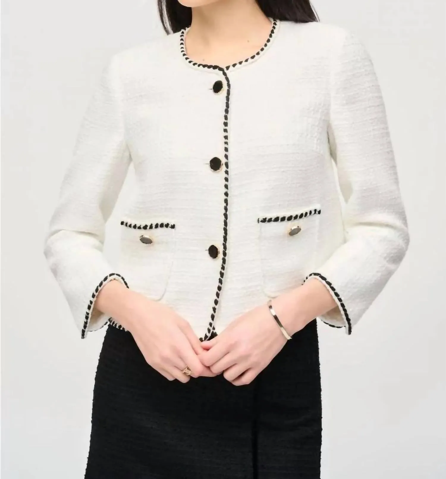 Jacket In Winter White/ Black