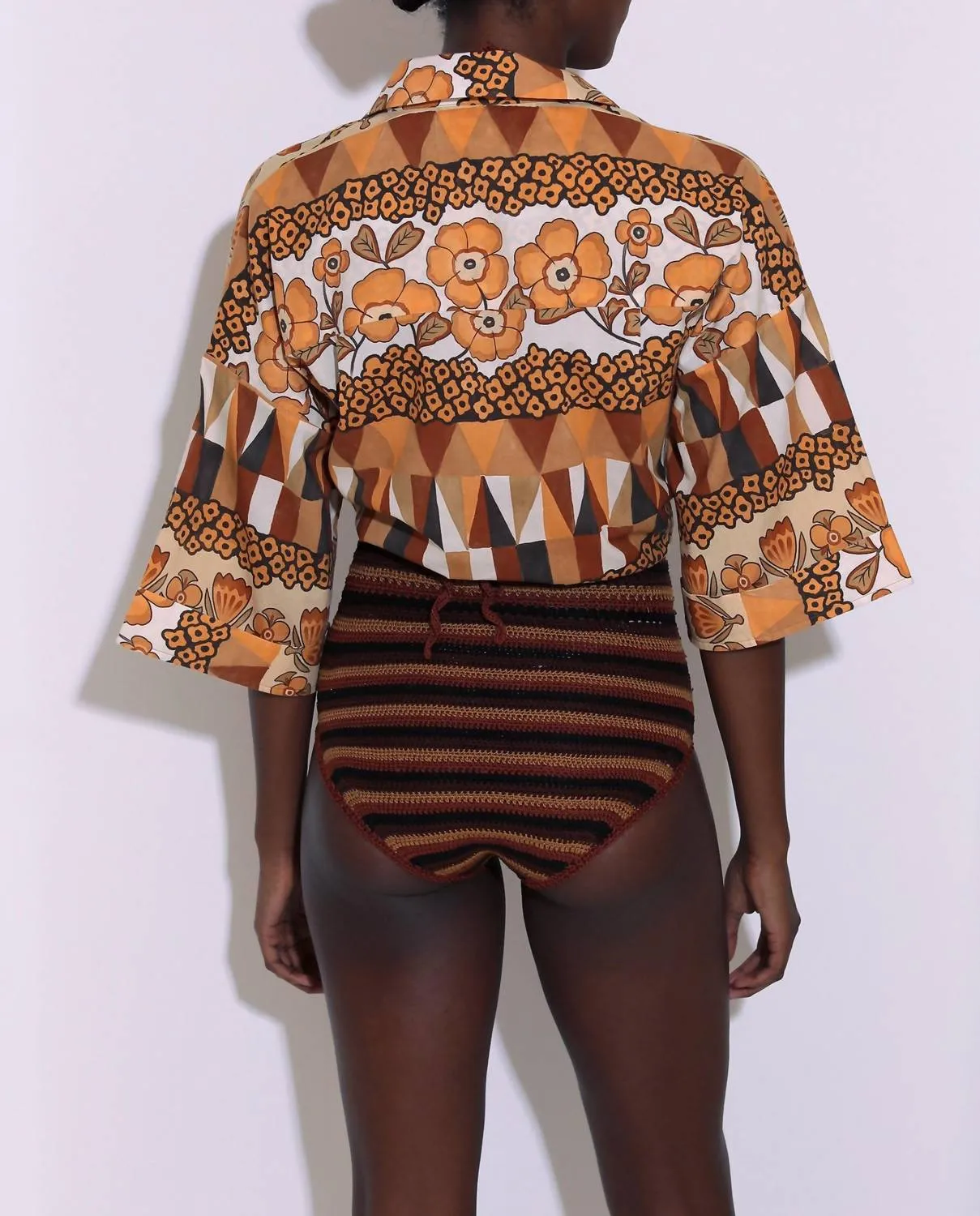 Kimono Top In Rombus Flowers Brown Print Pattern