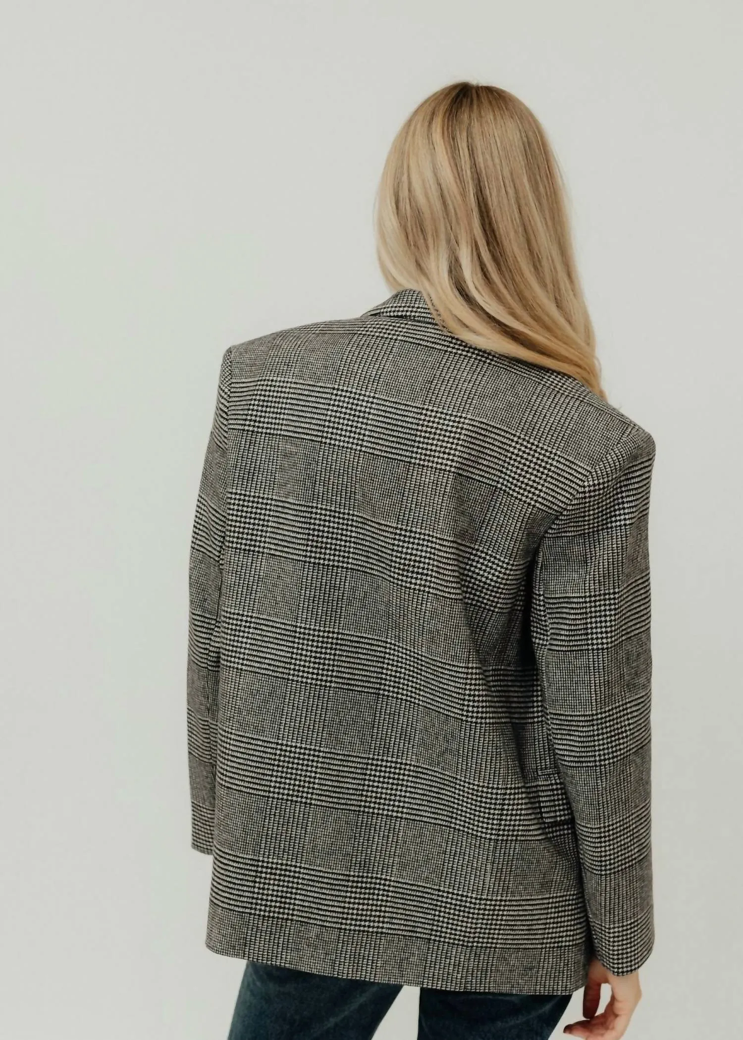 Quinn Blazer In Black & Grey Plaid