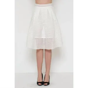 Sassy Silhouette Skirt In Ivory