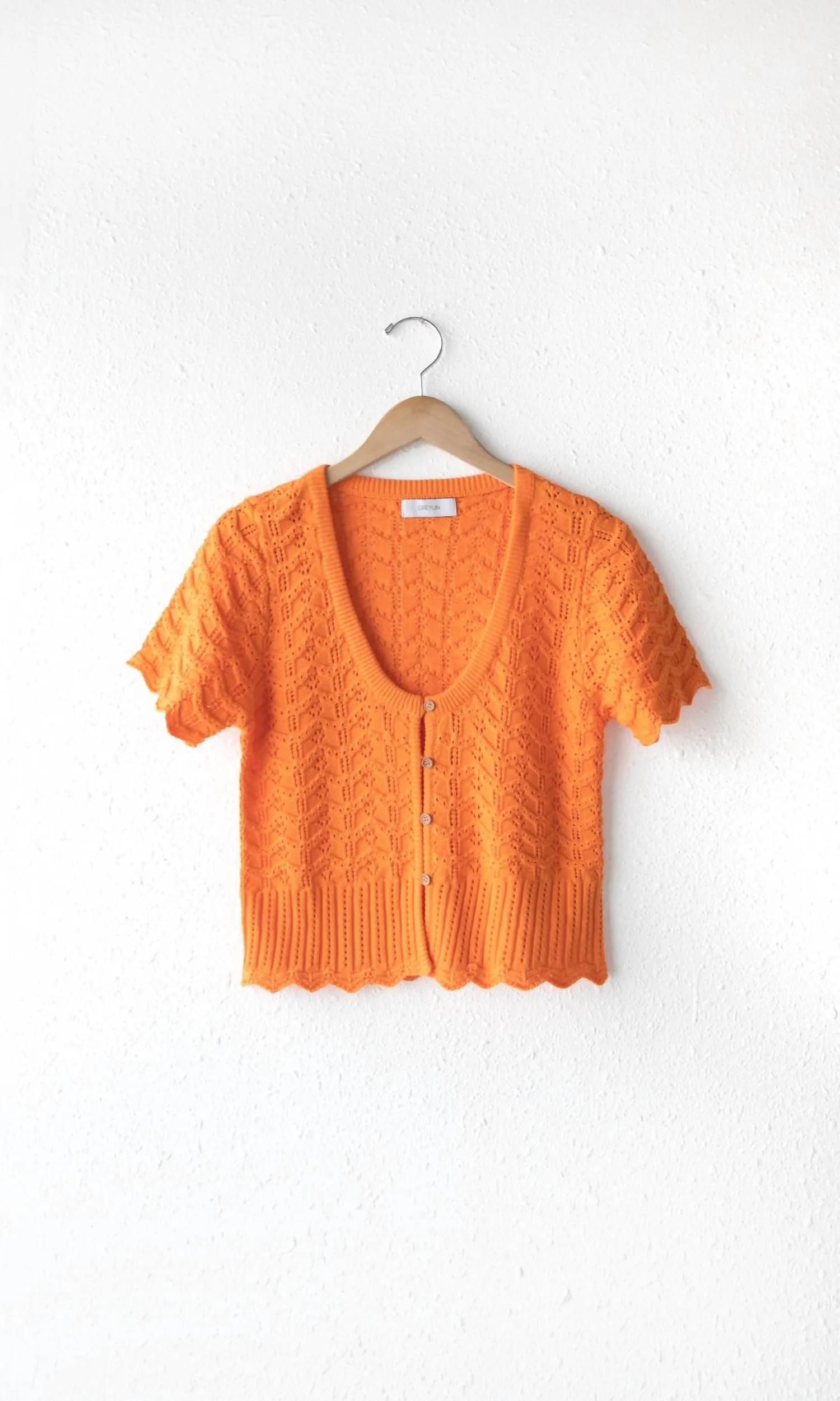 Shanti Scalloped Open Neck Cardigan In Orange