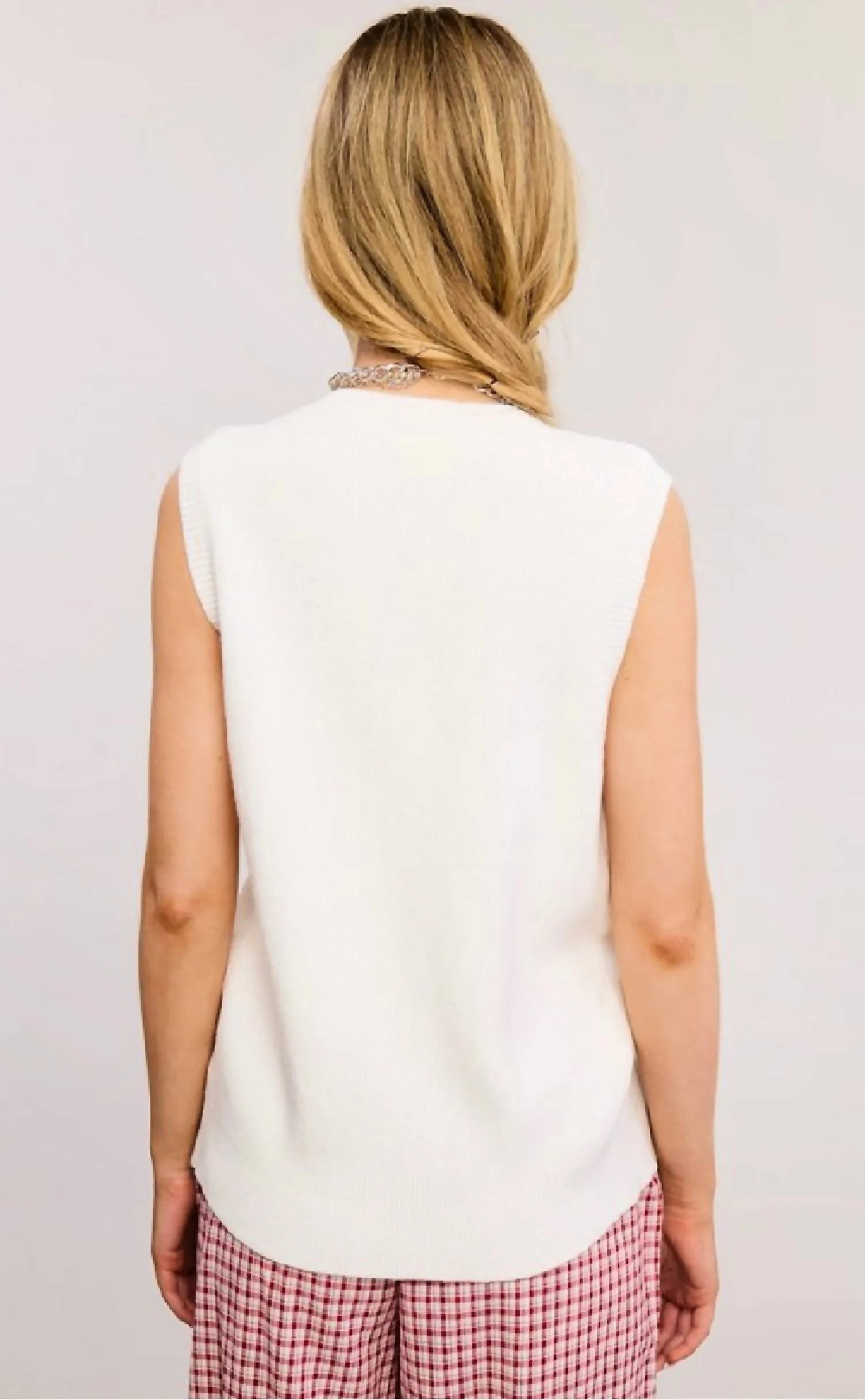 Sleeveless Button Up Sweater Knit Vest In Off White