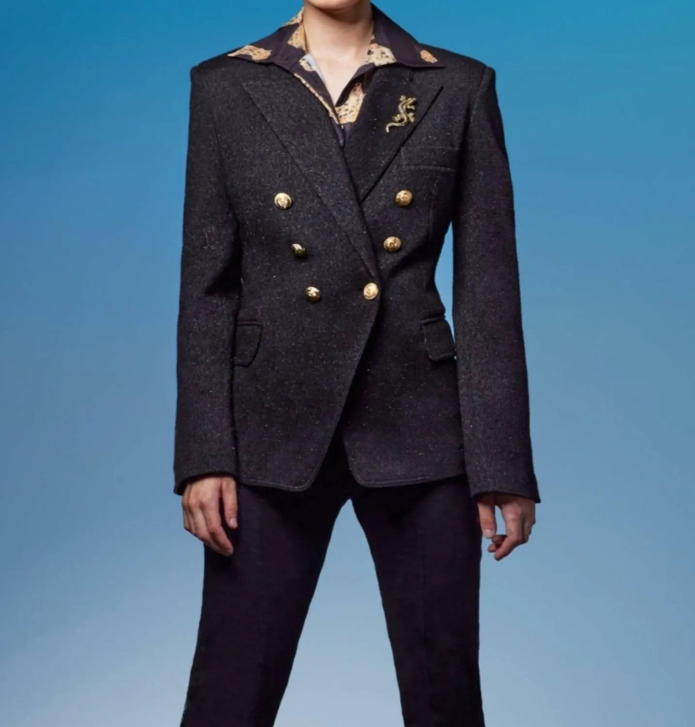 Sparkle Lurex Blazer With Lizard Broach In Black