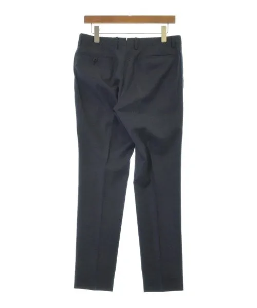 UNIVERSAL LANGUAGE Business suits