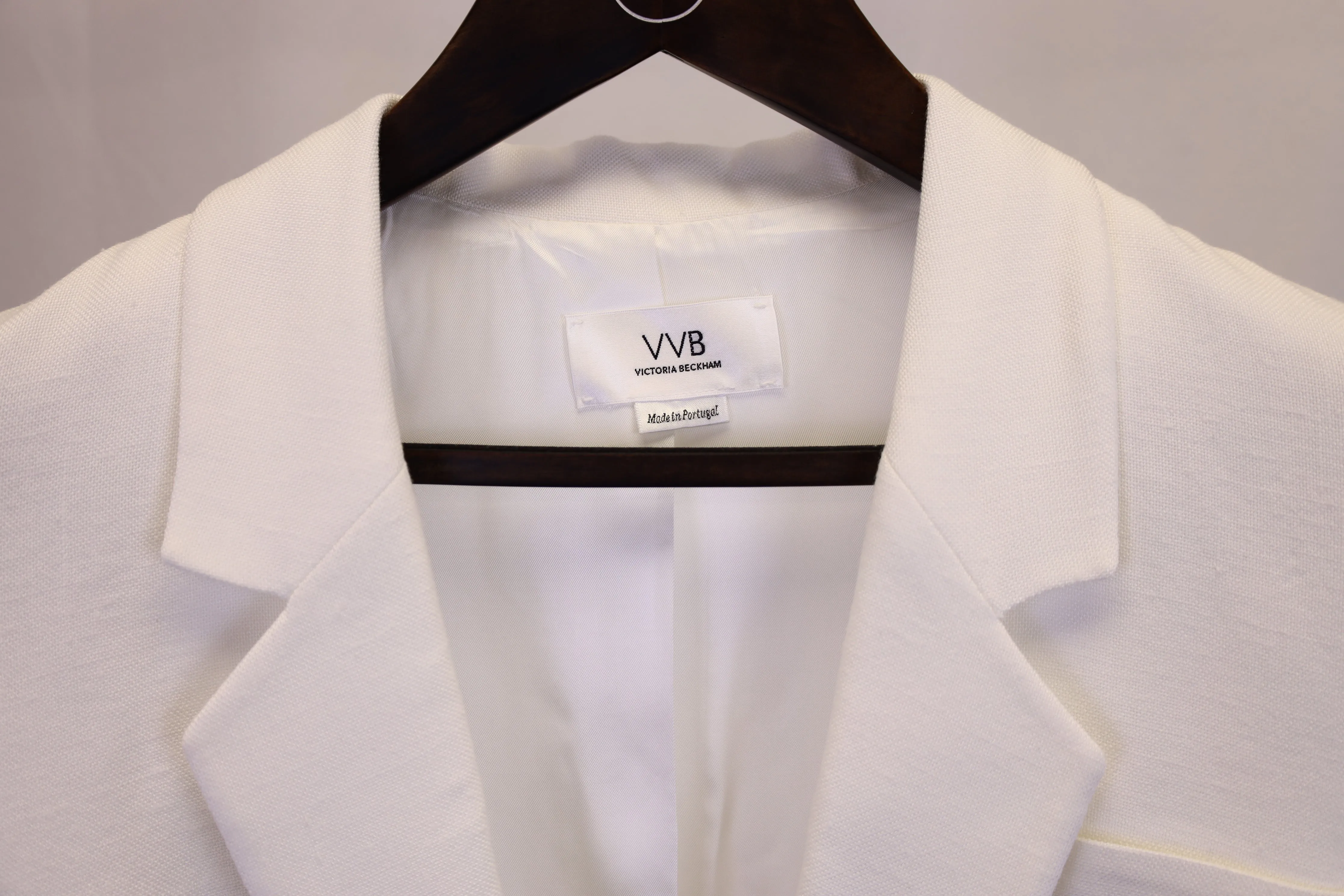Victoria Beckham Single Breasted Blazer in White Cotton