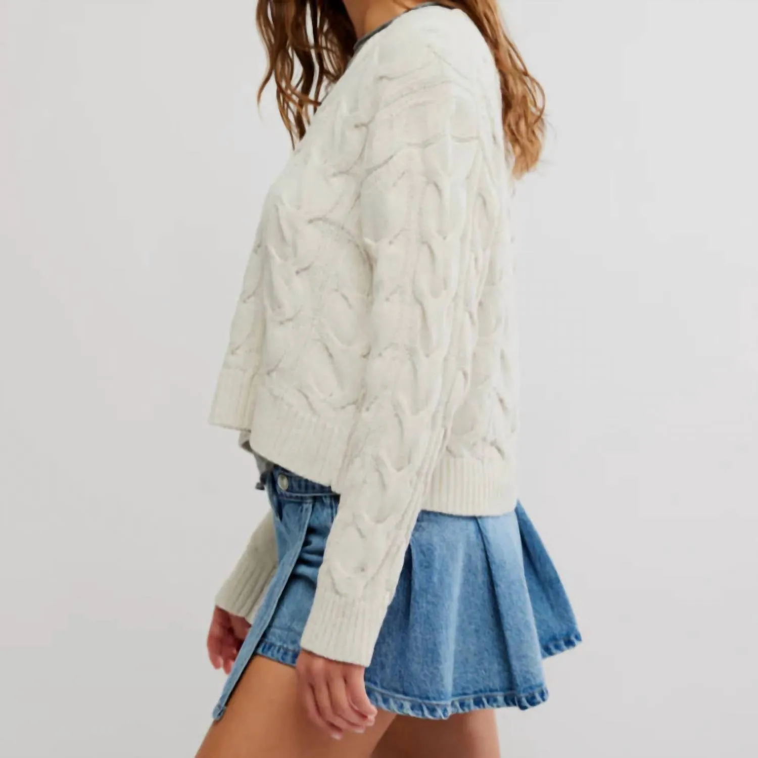 Washed Cable Knit Sweater In Washed White