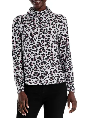 Womens Cheetah Pop Turtleneck Turtleneck Top