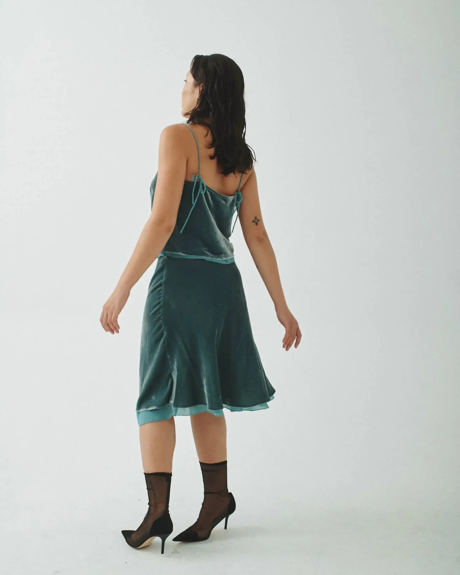 Women's Velvet Romance Skirt In Sage